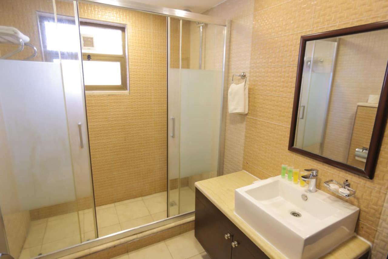 עמאן Lancaster Hotel Apartments Dahiet Alrasheed מראה חיצוני תמונה
